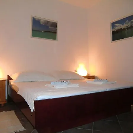 Apartment Apartmani Radojkovic Lovište